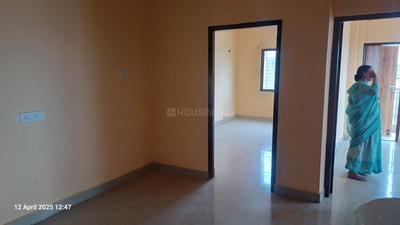Hall Image of 800 Sq.ft 2 BHK Apartment / Flat for rent in Sinthi Kolkata for Rs. 11500