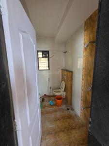 Bathroom Image of 1200 Sq.ft 2 BHK Apartment / Flat for sale in Magarpatta Sylvania, Magarpatta City Pune for Rs. 16500000
