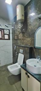 Bathroom Image of 600 Sq.ft 1 BHK Independent House for rent in Harlur Bengaluru for Rs. 20000