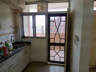 Kitchen Image of 1625 Sq.ft 3 BHK Apartment / Flat for rent in Supertech Cape Town, Sector 74 Noida for Rs. 35000