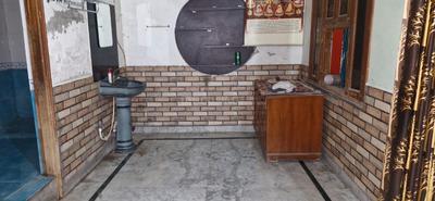 Bathroom Image of 1200 Sq.ft 2 BHK Builder Floor for rent in Sector 15A Faridabad for Rs. 12500