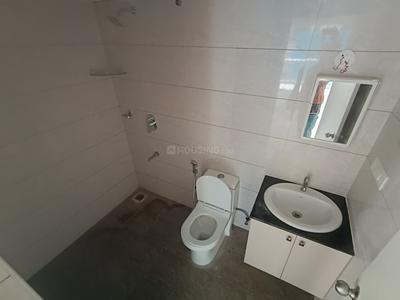 Bathroom Image of 2100 Sq.ft 3 BHK Apartment / Flat for rent in Shivaji Nagar Bengaluru for Rs. 110000
