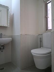 Bedroom One Image of 2000 Sq.ft 4 BHK Apartment / Flat for sale in Jaypee Kosmos, Sector 134 Noida for Rs. 21500000