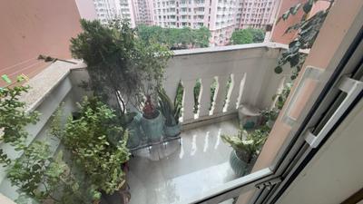 Balcony Image of 800 Sq.ft 2 BHK Apartment / Flat for sale in DLF Princeton Estate, Sector 53 Gurgaon for Rs. 24000000