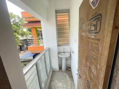 Balcony Image of 850 Sq.ft 2 BHK Builder Floor for sale in Kankurgachi Kolkata for Rs. 5500000