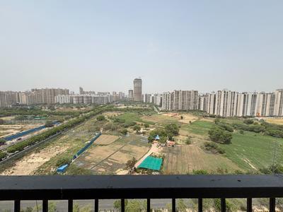 Balcony Image of 1600 Sq.ft 3.5 BHK Apartment / Flat for sale in Nimbus The Hyde Park, Sector 78 Noida for Rs. 23000000