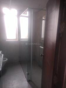 Bathroom Image of 2818 Sq.ft 4 BHK Apartment / Flat for sale in Jaypee Knights Court, Sector 131 Noida for Rs. 48000000