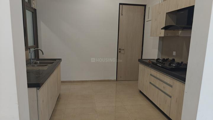 Adani Ten BKC Main Image 1