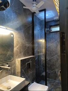 Bathroom Image of 1000 Sq.ft 2 BHK Builder Floor for rent in Subhash Nagar New Delhi for Rs. 38000