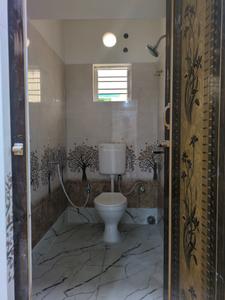 Common Bathroom Image of 1057 Sq.ft 2 BHK Apartment / Flat for sale in Dum Dum Kolkata for Rs. 4500000