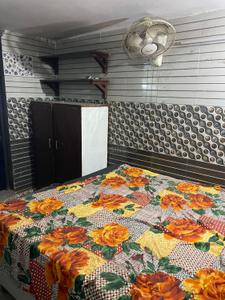 Bedroom Image of 940 Sq.ft 2 BHK Builder Floor for rent in Karol Bagh New Delhi for Rs. 21004