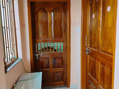 Balcony Image of 1200 Sq.ft 2 BHK Independent House for rent in Telanga Bazar Cuttack for Rs. 14000