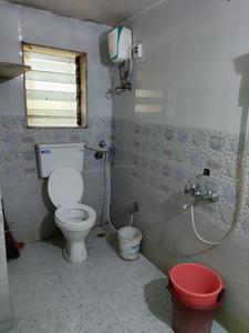 Bathroom Image of dheeraj jamuna in Malad West, Mumbai
