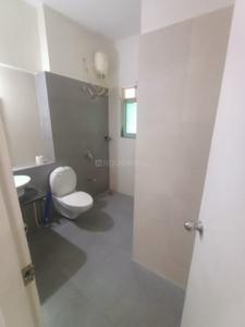 Bathroom Image of 1800 Sq.ft 3 BHK Apartment / Flat for rent in Adani The Meadows, Shantigram Ahmedabad for Rs. 45000