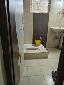 Bathroom Image of 950 Sq.ft 2 BHK Apartment / Flat for sale in Sudama Nagar Indore for Rs. 5500000