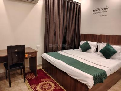 Bedroom Image of 3250 Sq.ft 4 BHK Independent House for rent in Sector 48 Noida for Rs. 85000