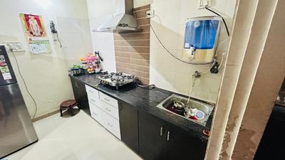 Kitchen Image of 1050 Sq.ft 2 BHK Apartment / Flat for sale in Darshanam Clublife Phase 1, Undera Vadodara for Rs. 3400000