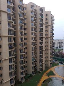 Building Image of 800 Sq.ft 2 BHK Apartment / Flat for sale in Signature Orchard Avenue 2, Sector 93 Gurgaon for Rs. 6250000