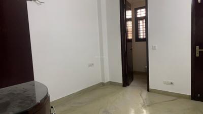Bedroom Image of 1350 Sq.ft 3 BHK Builder Floor for rent in Janakpuri New Delhi for Rs. 47000