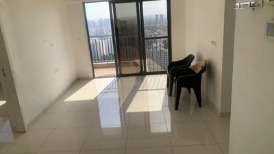 Living Room Image of 918 Sq.ft 2 BHK Apartment / Flat for sale in Amanora Gold Towers 44 45 And 46, Hadapsar Pune for Rs. 12600000