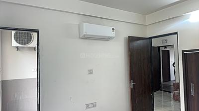 Bedroom Image of 800 Sq.ft 1 BHK Builder Floor for rent in Pipliyapala Park IDA Site Indore for Rs. 16000