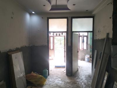 Living Room Image of 880 Sq.ft 2 BHK Apartment / Flat for sale in Shalimar Garden Ghaziabad for Rs. 5970000