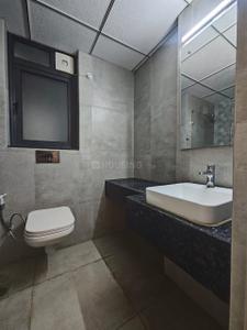Image of 2400 Sq.ft 3 BHK Builder Floor for rent in South City Floors 1, Sector 41, Gurgaon for Rs. 70000