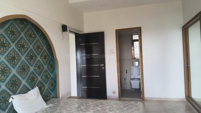 Bedroom Image of 1112 Sq.ft 3 BHK Apartment / Flat for rent in K Raheja Interface Heights, Malad West Mumbai for Rs. 120000