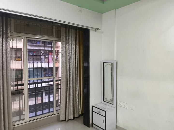 Royce Paradise Main Image 1