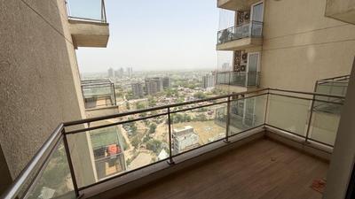 Balcony Image of 2800 Sq.ft 3 BHK Apartment / Flat for sale in Experion Windchants, Sector 112 Gurgaon for Rs. 47000000