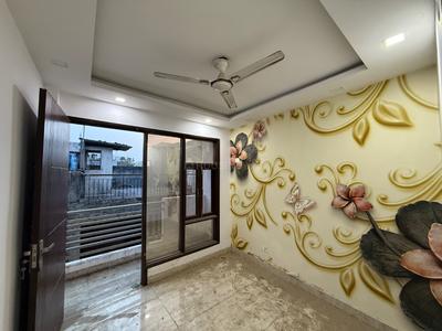 Bedroom Image of 900 Sq.ft 3 BHK Builder Floor for sale in Govindpuri Extension New Delhi for Rs. 9000000