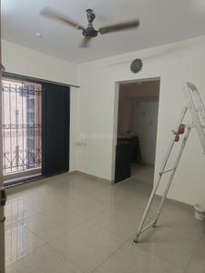 Hall Image of 400 Sq.ft 1 BHK Apartment / Flat for rent in Shakti Sadan Apartment, Bandra East Mumbai for Rs. 55000