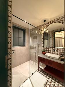 Bathroom Image of 4190 Sq.ft 4 BHK Villa for sale in Siolim Goa for Rs. 75000000