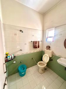 Bathroom Image of 1355 Sq.ft 4 BHK Independent House for sale in South Bopal Ahmedabad for Rs. 24000000