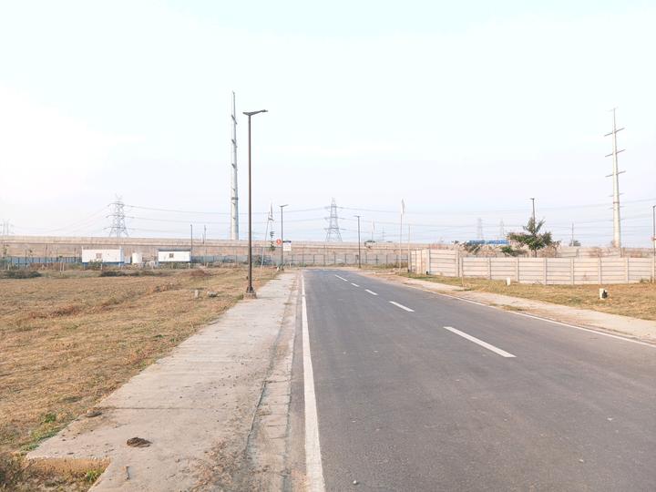 Vatika Express City Plots Main Image 1