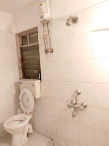 Bathroom Image of 1000 Sq.ft 2 BHK Apartment / Flat for rent in Gayatri Darshan, Kandivali East Mumbai for Rs. 55000