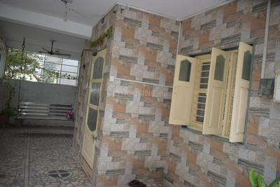 Balcony Image of 1750 Sq.ft 4 BHK Independent House for sale in Manjalpur Vadodara for Rs. 15000000