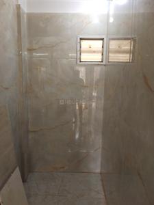 Bathroom Image of 800 Sq.ft 2 BHK Builder Floor for rent in Cox Town Bengaluru for Rs. 18000