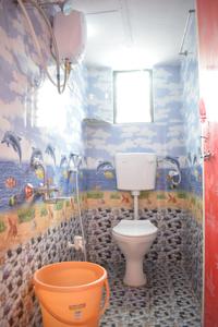Bathroom Image of NAKSHATRA STAYS  in Wadgaon Sheri, Pune