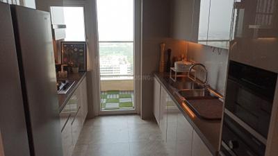 Kitchen Image of 2282 Sq.ft 3 BHK Apartment / Flat for sale in DLF One Midtown, Karampura New Delhi for Rs. 63000000