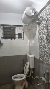 Bathroom Image of 700 Sq.ft 1 BHK Independent House for rent in C V Raman Nagar Bengaluru for Rs. 25000