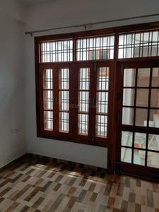 Bedroom Image of 1600 Sq.ft 2 BHK Builder Floor for rent in Indira Nagar Lucknow for Rs. 18000