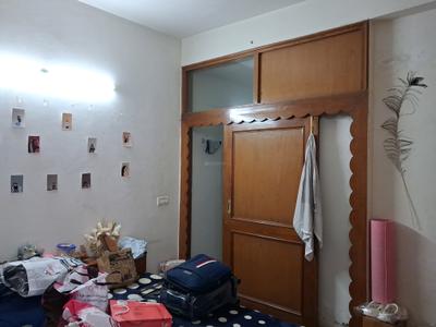 Bedroom Image of 1500 Sq.ft 3 BHK Builder Floor for rent in Sector 44 Noida for Rs. 80000