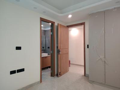 Bedroom Image of 1800 Sq.ft 3 BHK Builder Floor for rent in Freedom Fighters Enclave New Delhi for Rs. 51000
