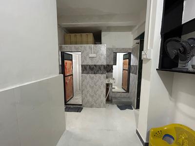 Kitchen Image of 679 Sq.ft 1 BHK Apartment / Flat for rent in Dombivli East Thane for Rs. 12000