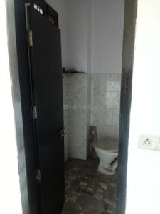 Toilet One Image of 3000 Sq.ft 3 BHK Builder Floor for rent in Independent House, Sector 17 Faridabad for Rs. 35000