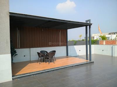 Balcony Image of 2400 Sq.ft 4.5 BHK Builder Floor for sale in Vasant Kunj New Delhi for Rs. 43000000