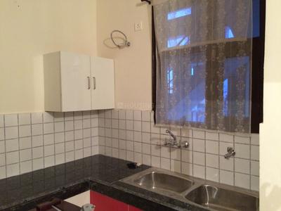Kitchen Image of 1050 Sq.ft 2 BHK Apartment / Flat for rent in Shivjot Apartments, Kharar Mohali for Rs. 14000