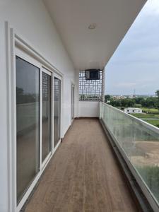 Balcony Image of 3960 Sq.ft 4 BHK Builder Floor for rent in Central Park Flower Valley, Sector 33 Sohna for Rs. 75000