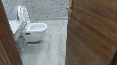 Image of 900 Sq.ft 3 BHK Builder Floor for sale in Shastri Nagar, New Delhi for Rs. 11000000